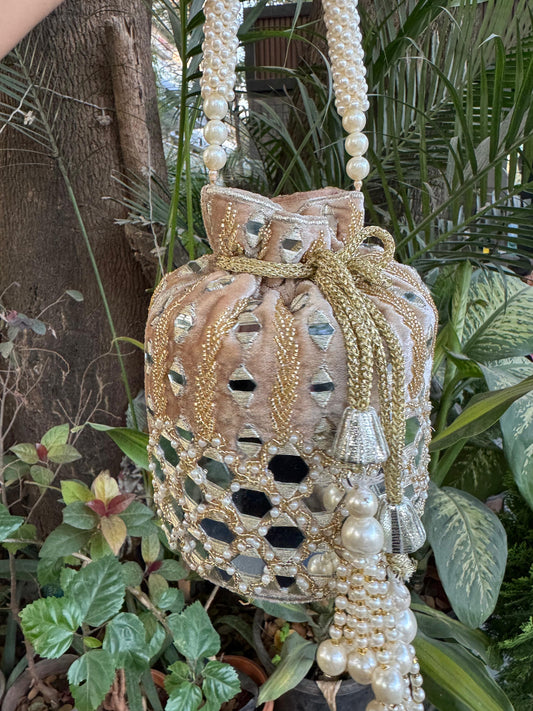 Suhani Mirror Bloom Potli