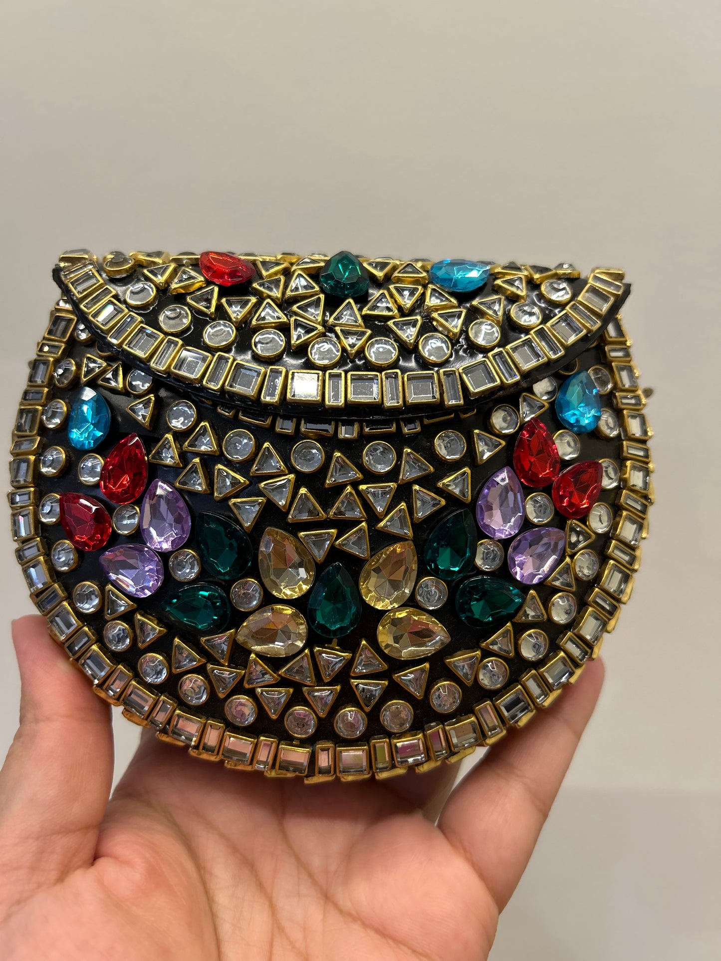 Nayab Kundan Mini