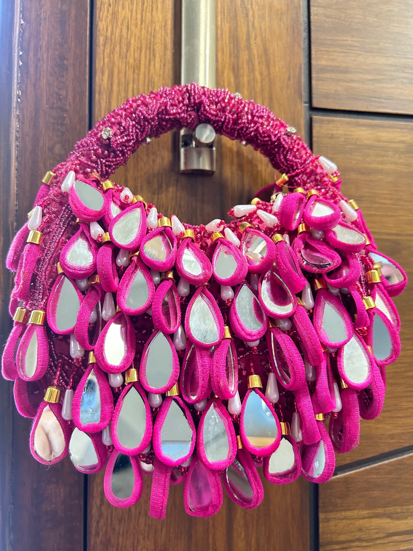 Ilyana Glow Bag