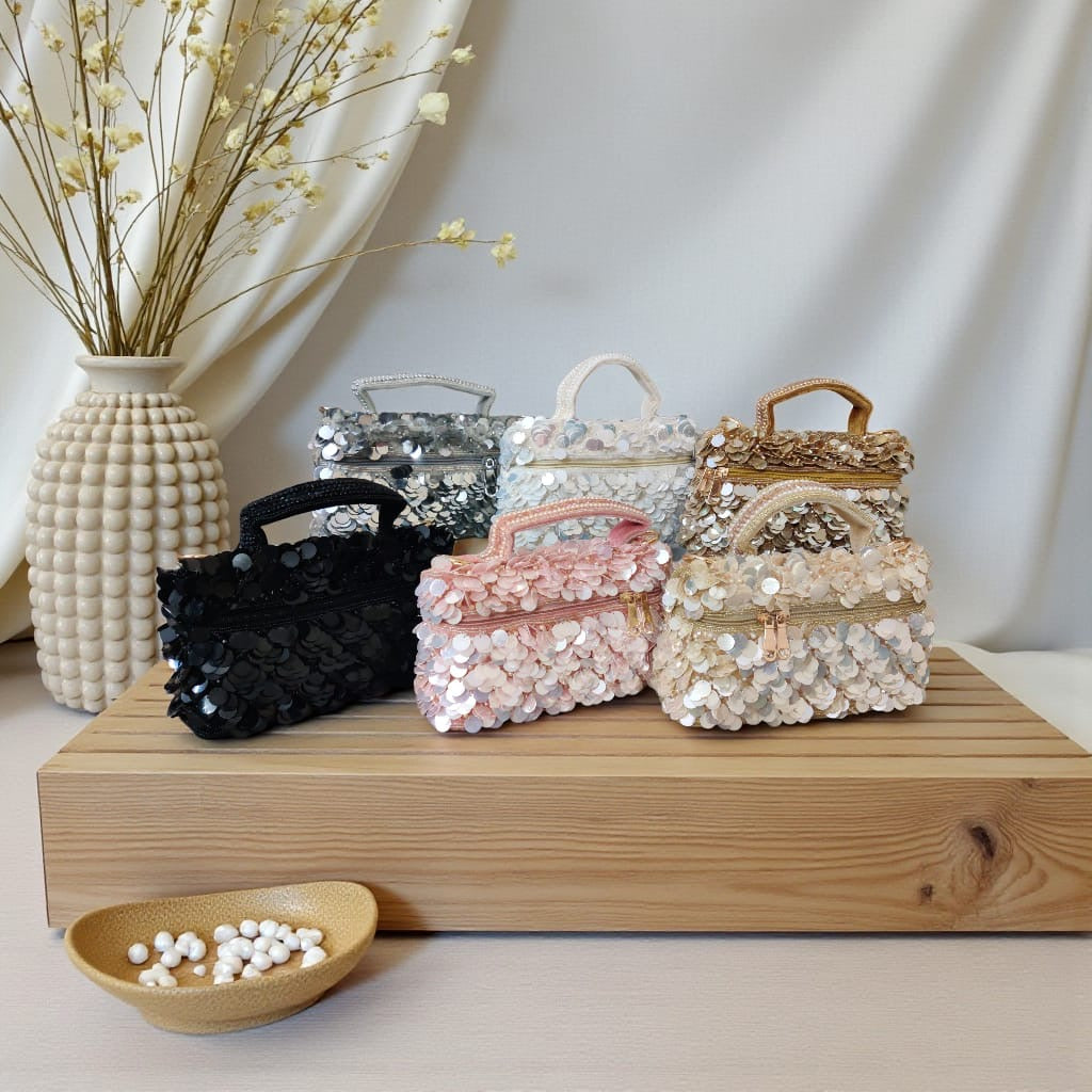 Meherza Vanity Bag