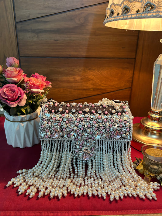 Nyra Box Bag