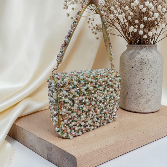 Pearl Cascade Clutch