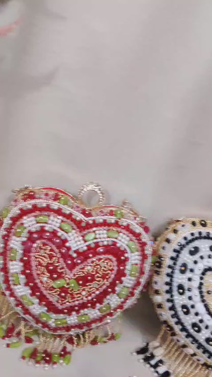 Ruhani Heart Tassel Mini